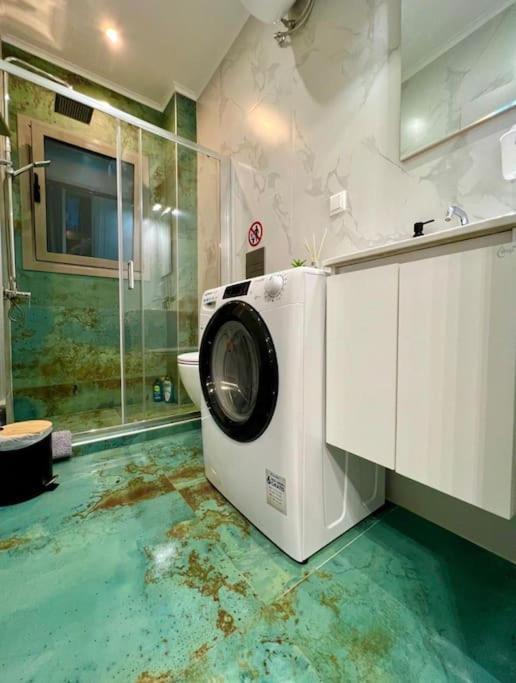 Smart Modern Apartment B Афины Экстерьер фото